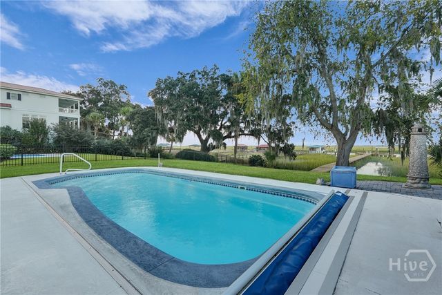 33 Penrose Drive, Savannah, GA 31410