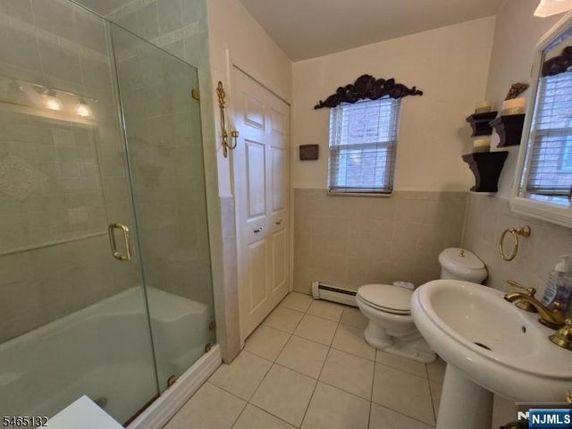 1261A Valley Road, Wayne, NJ 07470