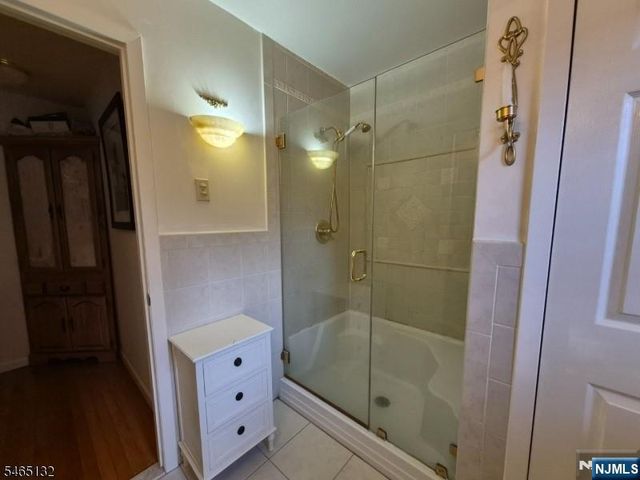 1261A Valley Road, Wayne, NJ 07470