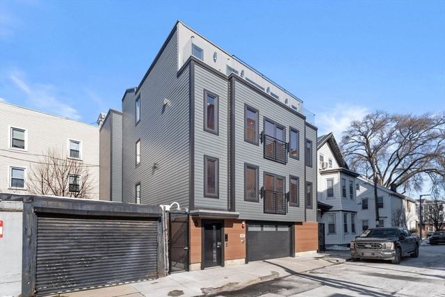 6 Devine Way 1, Boston, MA 02127