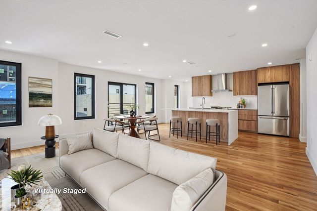 6 Devine Way 1, Boston, MA 02127