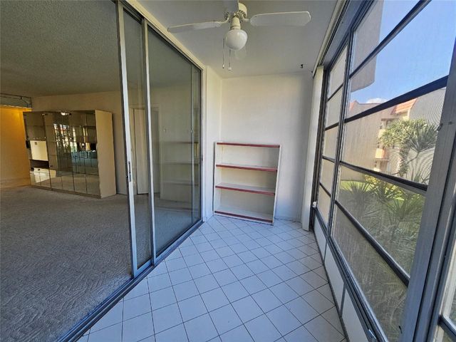 3051 Sunrise Lakes Dr 203, Fort Lauderdale, FL 33322