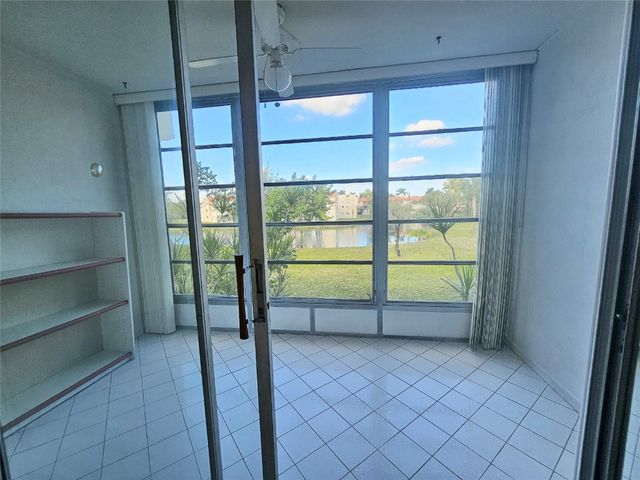 3051 Sunrise Lakes Dr 203, Fort Lauderdale, FL 33322