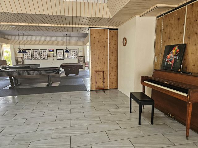 3051 Sunrise Lakes Dr 203, Fort Lauderdale, FL 33322