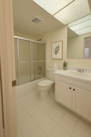 3051 Sunrise Lakes Dr 203, Fort Lauderdale, FL 33322