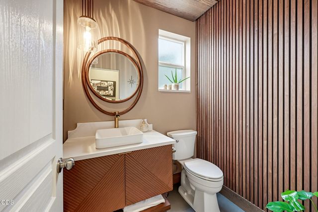 3250 Cheltenham Way, Medford, OR 97504