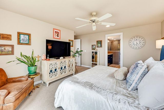 3250 Cheltenham Way, Medford, OR 97504