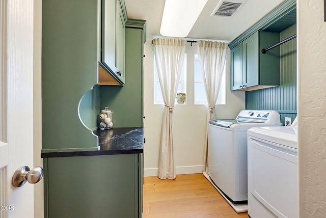 3250 Cheltenham Way, Medford, OR 97504