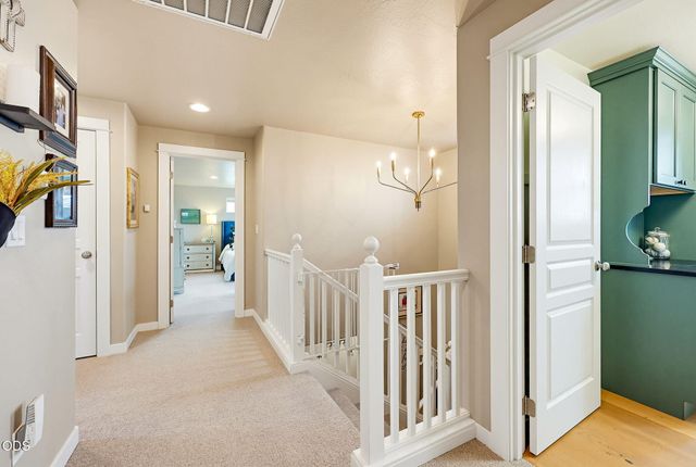 3250 Cheltenham Way, Medford, OR 97504