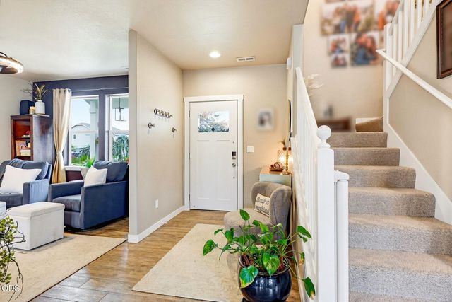3250 Cheltenham Way, Medford, OR 97504
