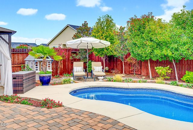 3250 Cheltenham Way, Medford, OR 97504
