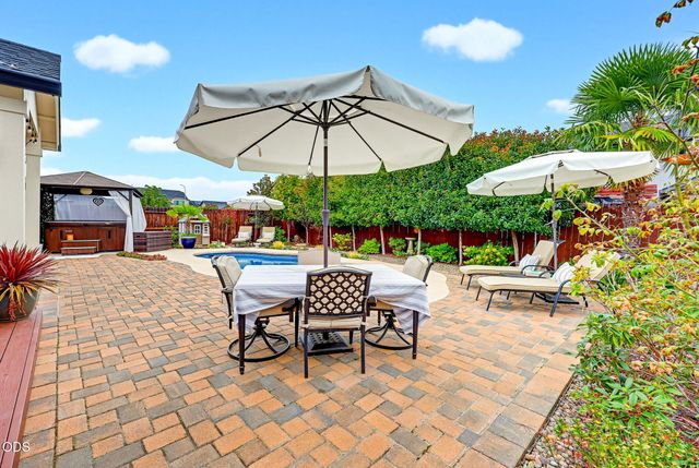 3250 Cheltenham Way, Medford, OR 97504