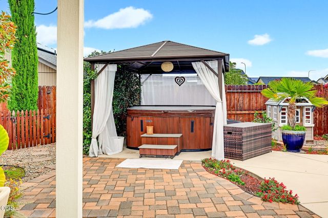 3250 Cheltenham Way, Medford, OR 97504