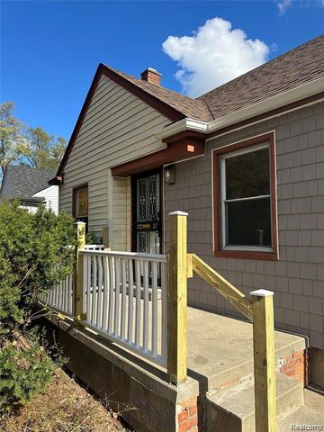 20084 Greenview Avenue, Detroit, MI 48219