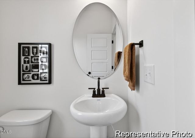 240 Periwinkle Place 41, Clayton, NC 27527