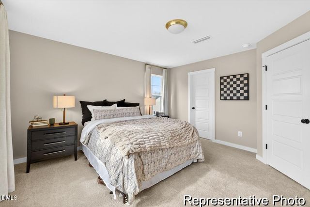 240 Periwinkle Place 41, Clayton, NC 27527