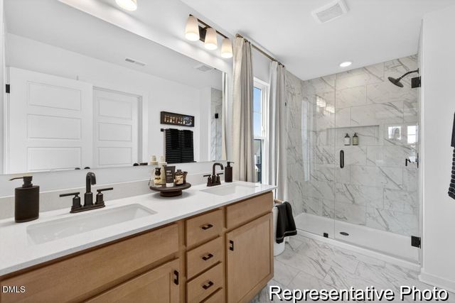 240 Periwinkle Place 41, Clayton, NC 27527