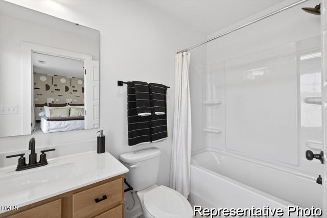 240 Periwinkle Place 41, Clayton, NC 27527