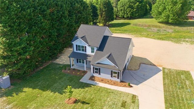 857 Sedge Garden Road, Kernersville, NC 27284