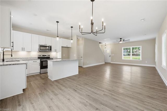 857 Sedge Garden Road, Kernersville, NC 27284