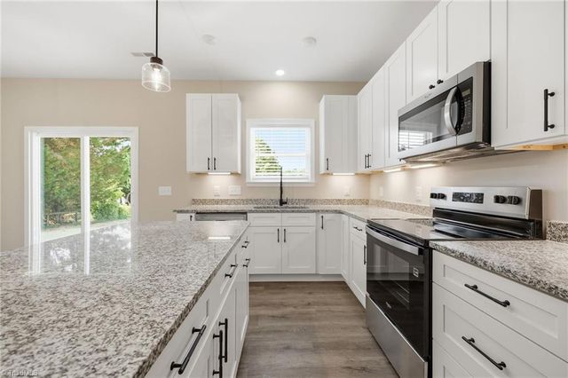 857 Sedge Garden Road, Kernersville, NC 27284