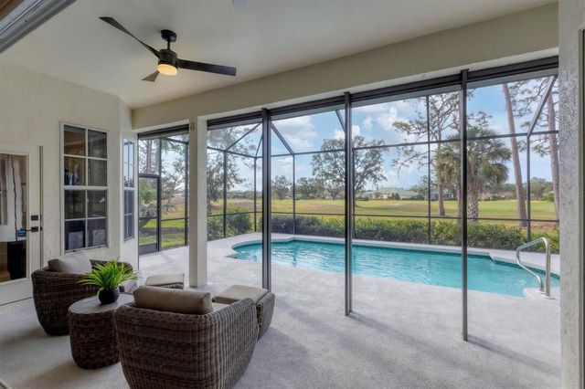 10114 GLENMORE AVENUE, Bradenton, FL 34202