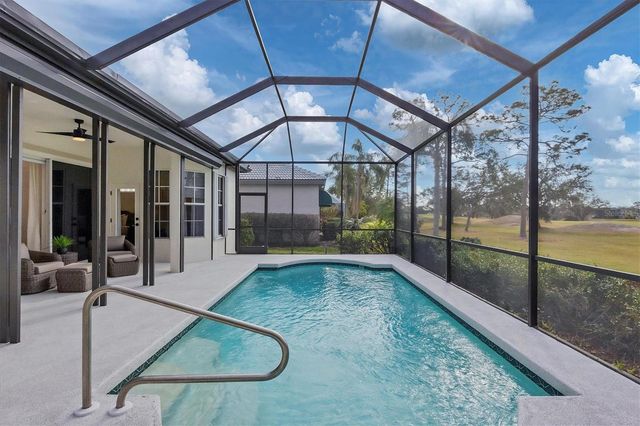 10114 GLENMORE AVENUE, Bradenton, FL 34202