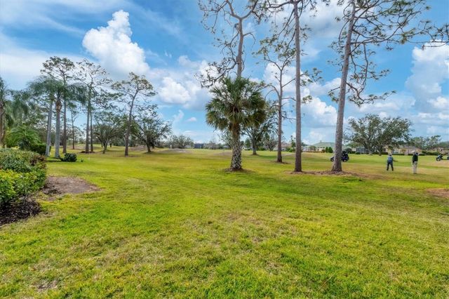 10114 GLENMORE AVENUE, Bradenton, FL 34202