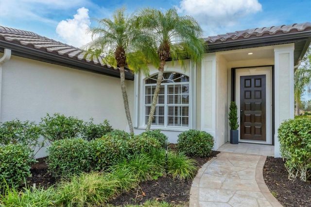 10114 GLENMORE AVENUE, Bradenton, FL 34202