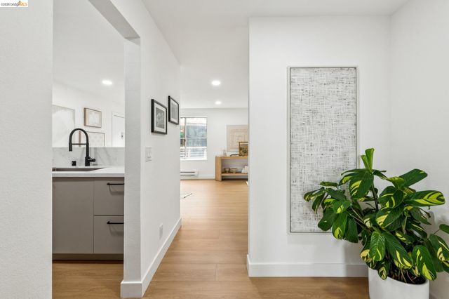 2901 Macarthur Blvd 213, Oakland, CA 94602