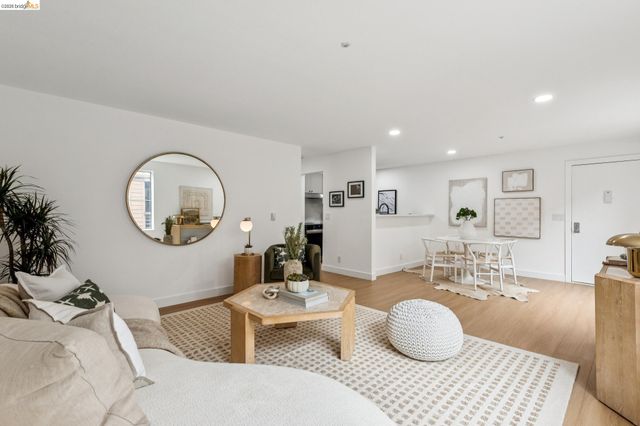 2901 Macarthur Blvd 213, Oakland, CA 94602