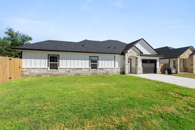 510 Washington Street, Ennis, TX 75119