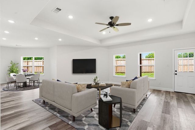 510 Washington Street, Ennis, TX 75119