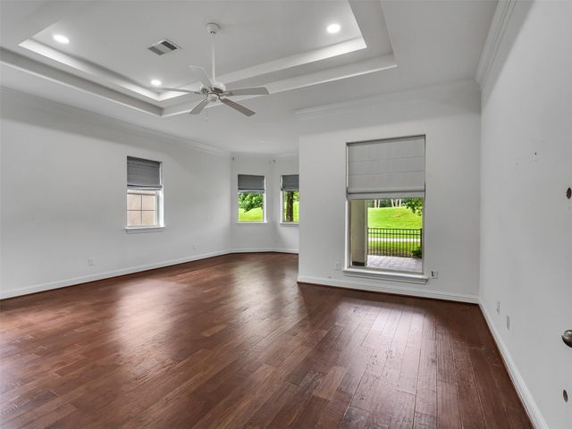 16011 Bridges Fairway Lane, Houston, TX 77068