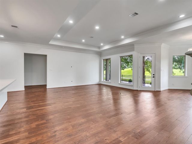 16011 Bridges Fairway Lane, Houston, TX 77068