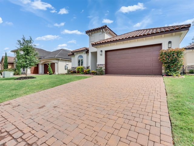 16011 Bridges Fairway Lane, Houston, TX 77068