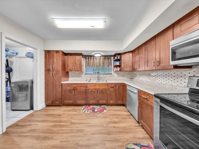 721 SW 38th Avenue, Fort Lauderdale, FL 33312
