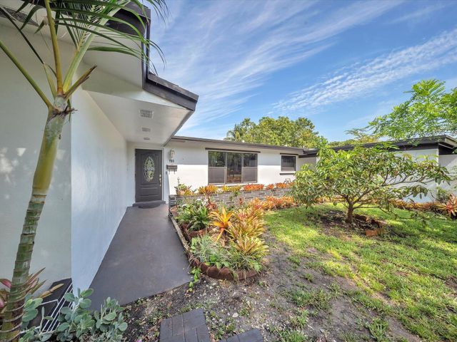 721 SW 38th Avenue, Fort Lauderdale, FL 33312