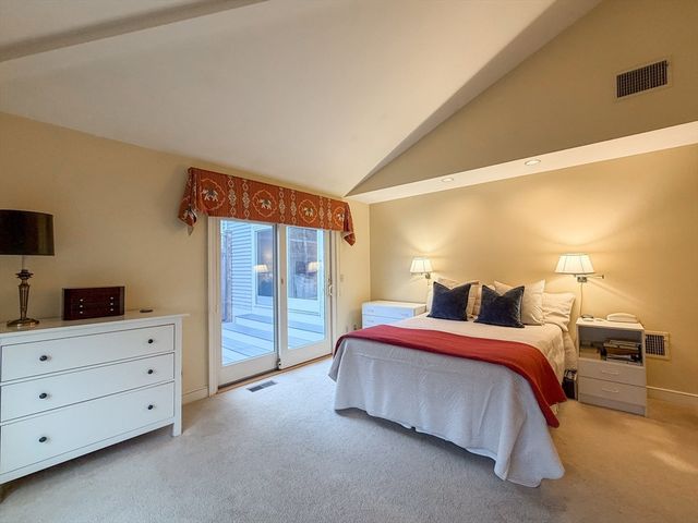 6 Hopewell Farm Rd 6, Natick, MA 01760