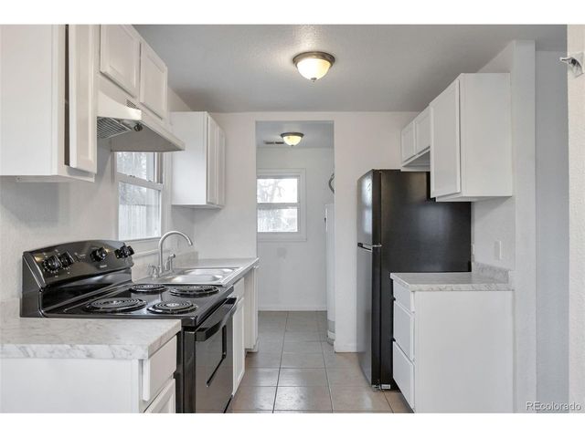 1935 XENIA St, Denver, CO 80220