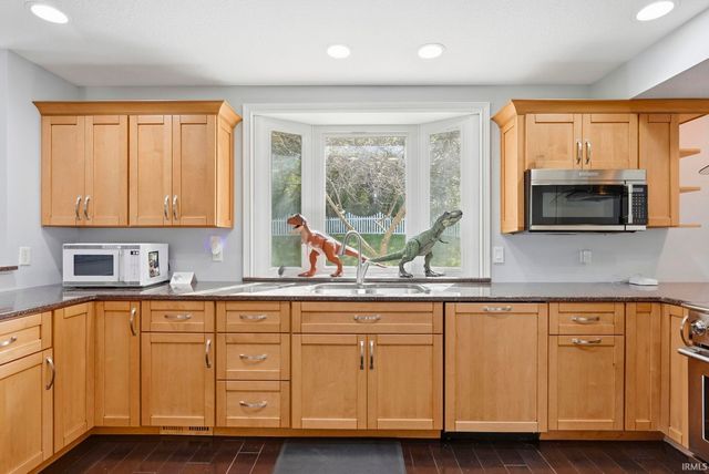 1209 Obsidian Lane, Fort Wayne, IN 46845