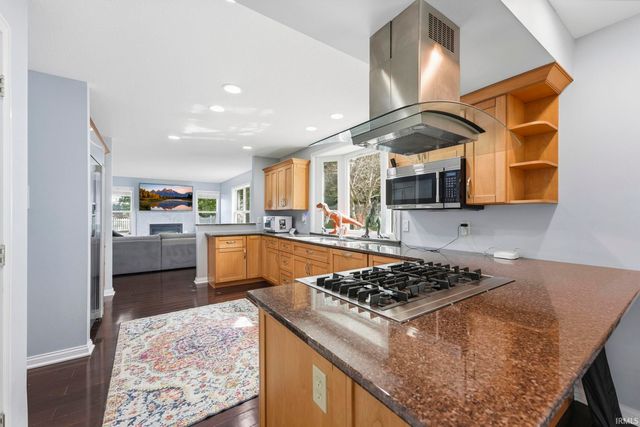 1209 Obsidian Lane, Fort Wayne, IN 46845
