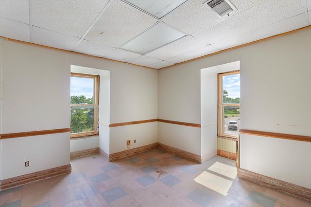 321 S Lbj, San Marcos, TX 78666