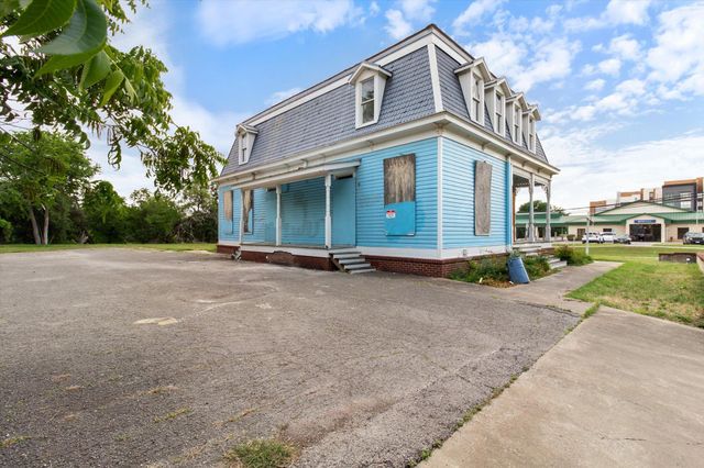 321 S Lbj, San Marcos, TX 78666