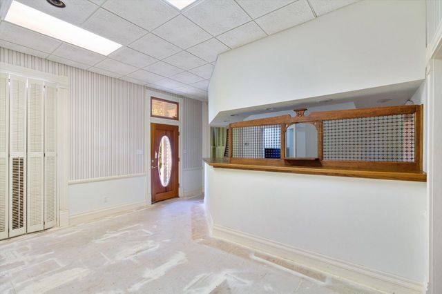 321 S Lbj, San Marcos, TX 78666