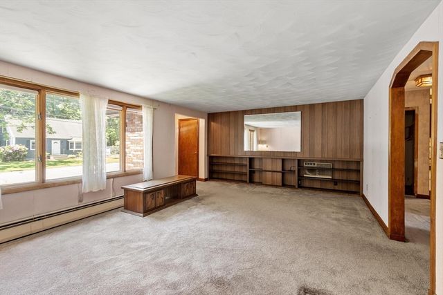 5 Fairmeadow Rd, Wilmington, MA 01887