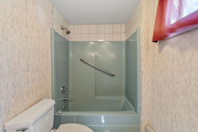 5 Fairmeadow Rd, Wilmington, MA 01887