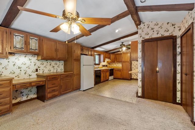 5 Fairmeadow Rd, Wilmington, MA 01887