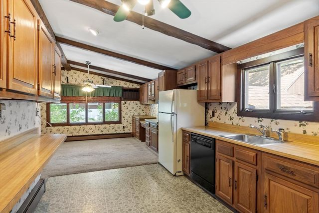 5 Fairmeadow Rd, Wilmington, MA 01887