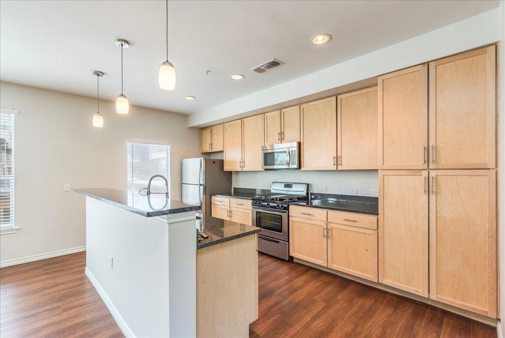 2606 Wilson ST 1502, Austin, TX 78704